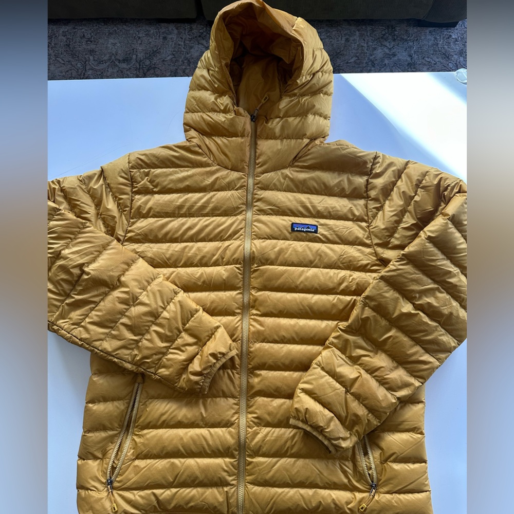 Patagonia Down Sweater Hooded Jacket - Men's XL Buckwheat Gold